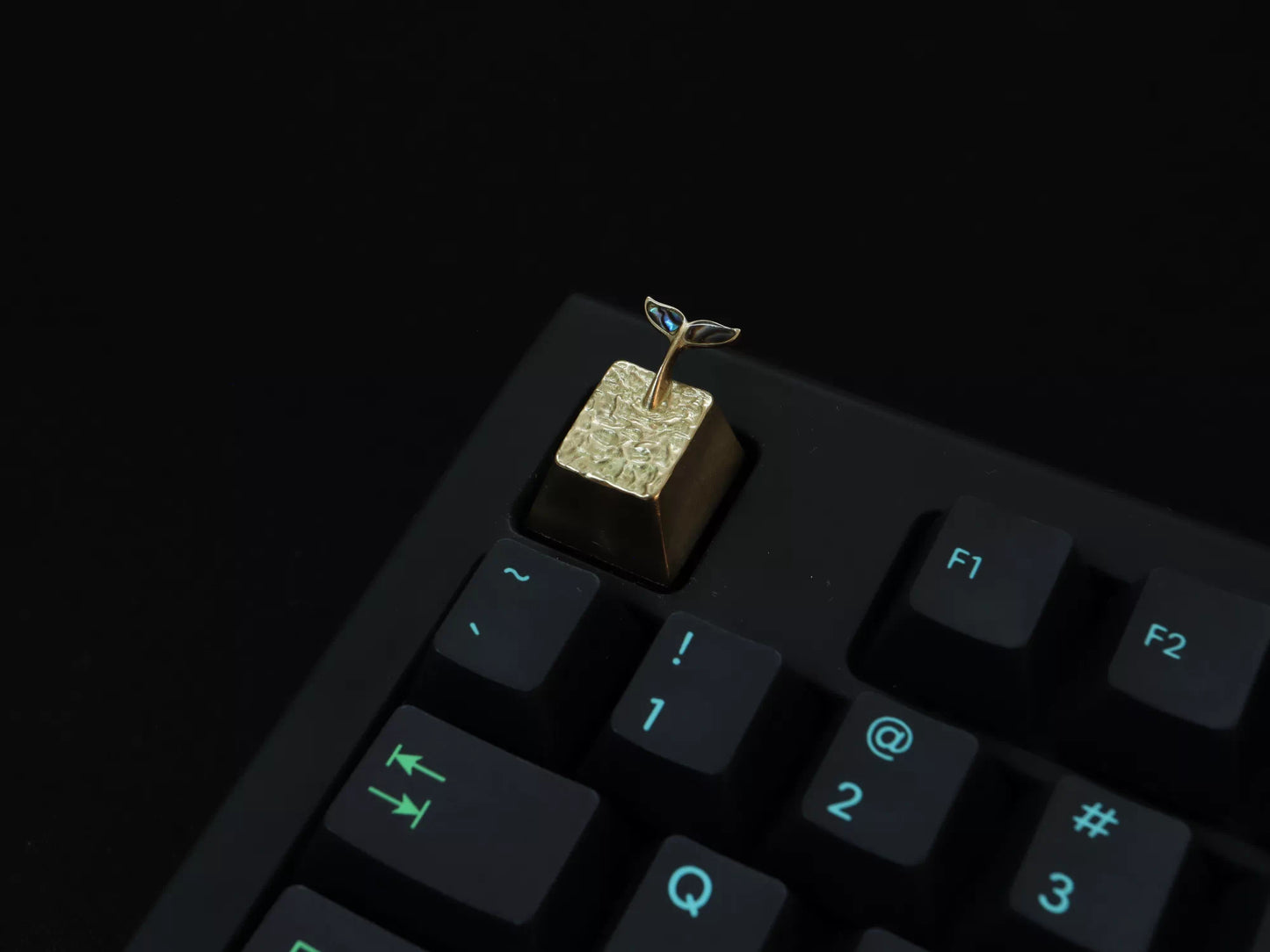 Abalone Whale Tail Keycap by Terra Keycaps