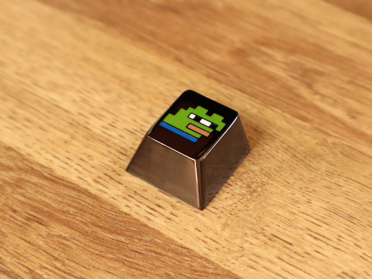 Pixel Peepo Keycap (Collab @PeepoParadise) by Terra Keycaps