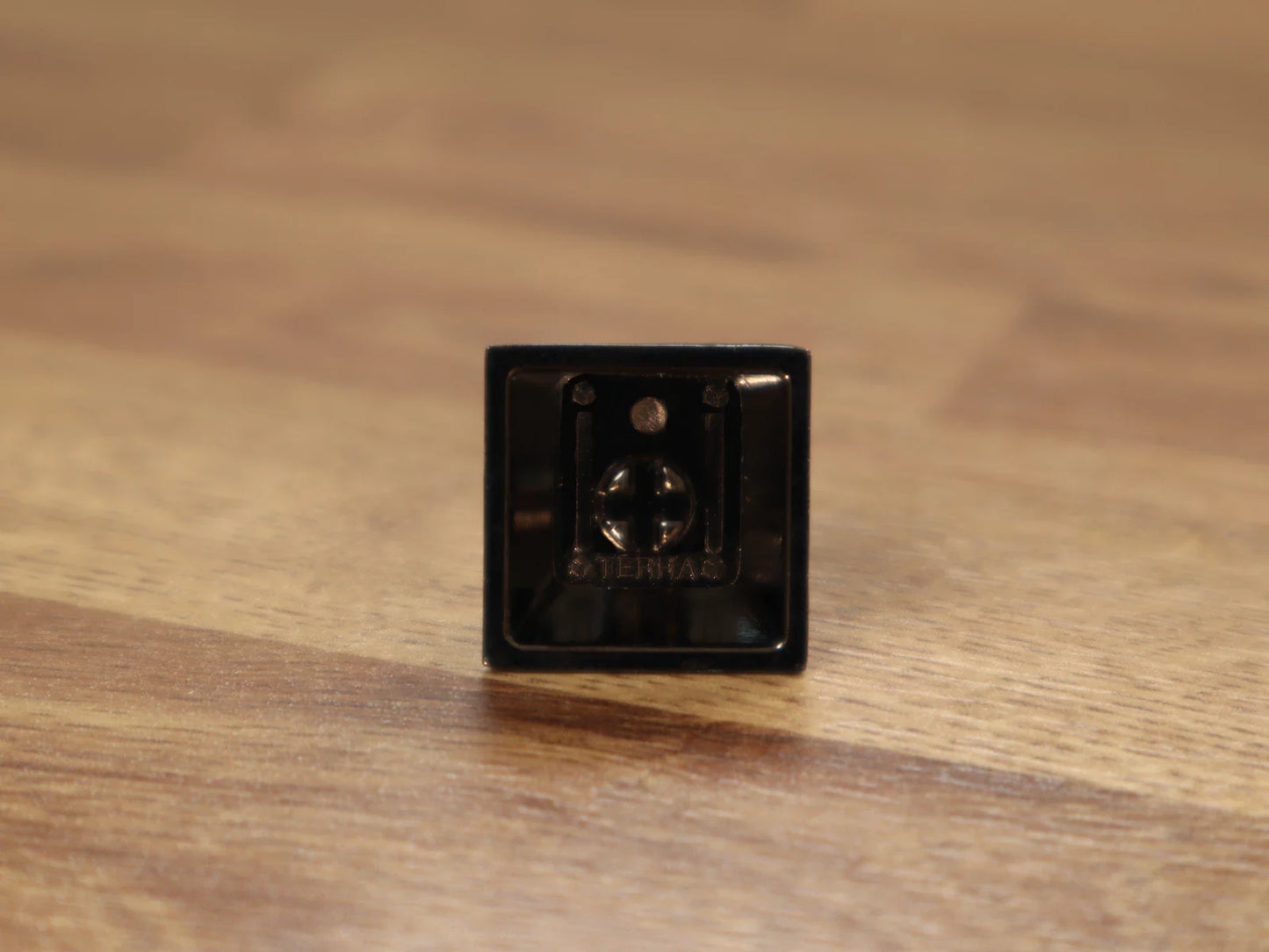 ANTI KEYCAP CLUB Keycap by Terra Keycaps