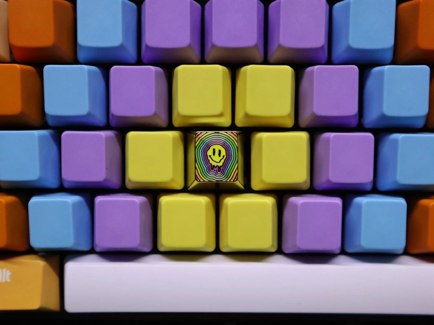 Rainbow Smiley Keycap by Terra Keycaps