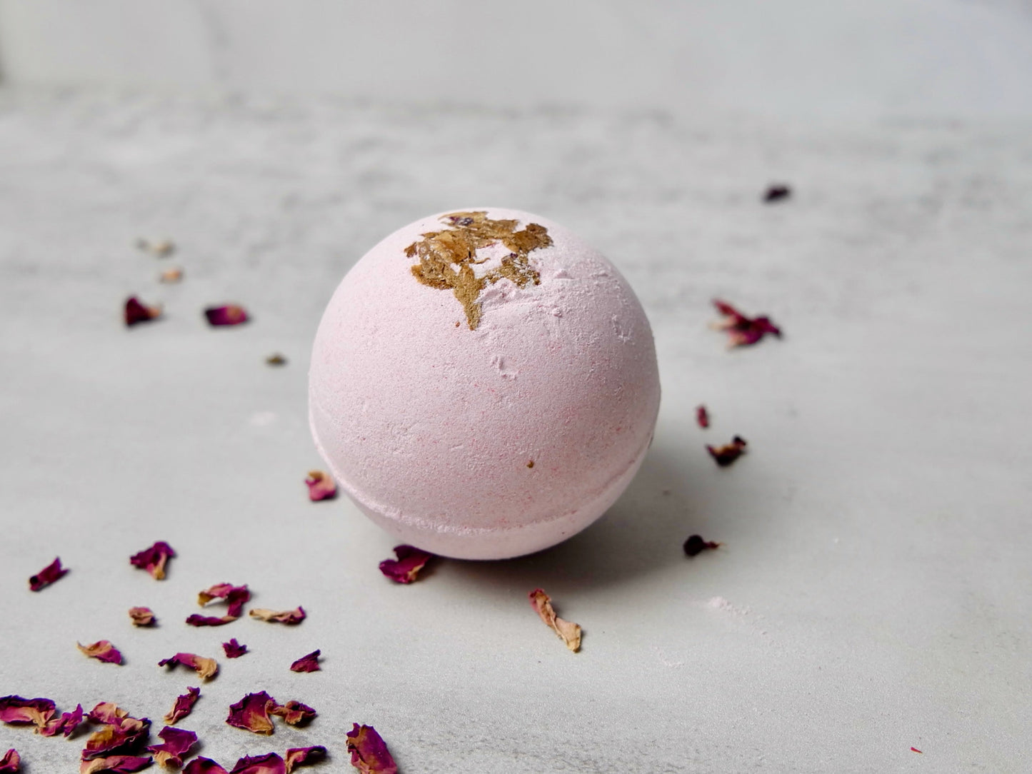 Rose Geranium Bath Bomb 3oz by NaturalAmor